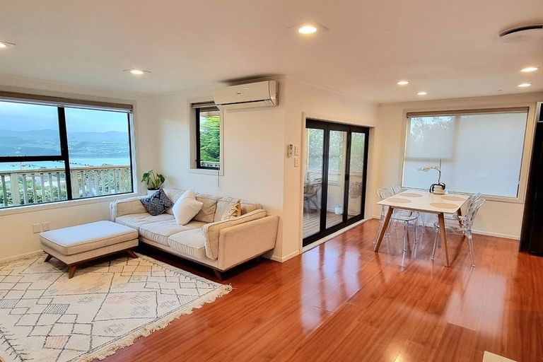 Photo of property in 31 Hiwi Crescent, Titahi Bay, Porirua, 5022