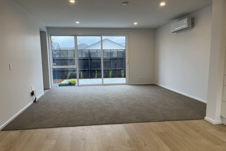 Photo of property in 2/16 Mccombs Street, Somerfield, Christchurch, 8024
