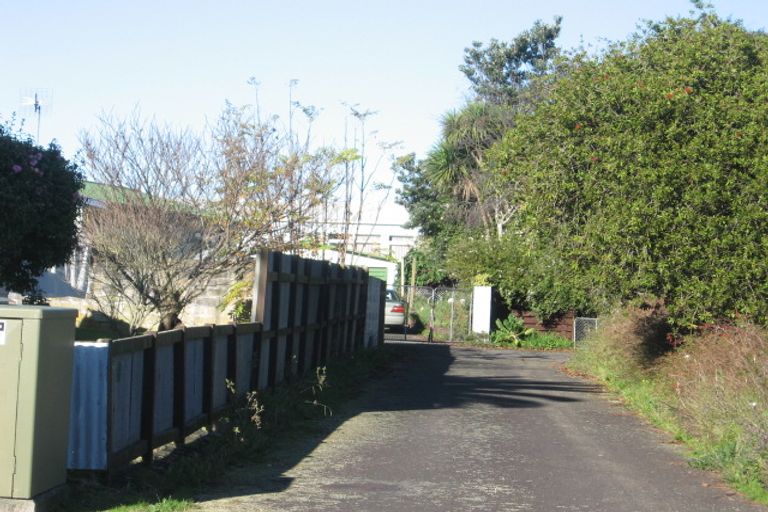 Photo of property in 21 Hywell Place, Manurewa, Auckland, 2102