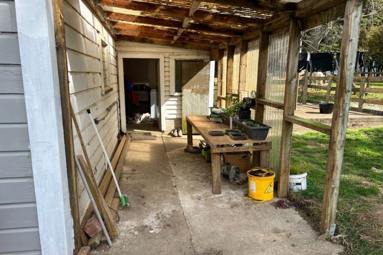 Photo of property in 141 Valley Road, Woodville, 4998