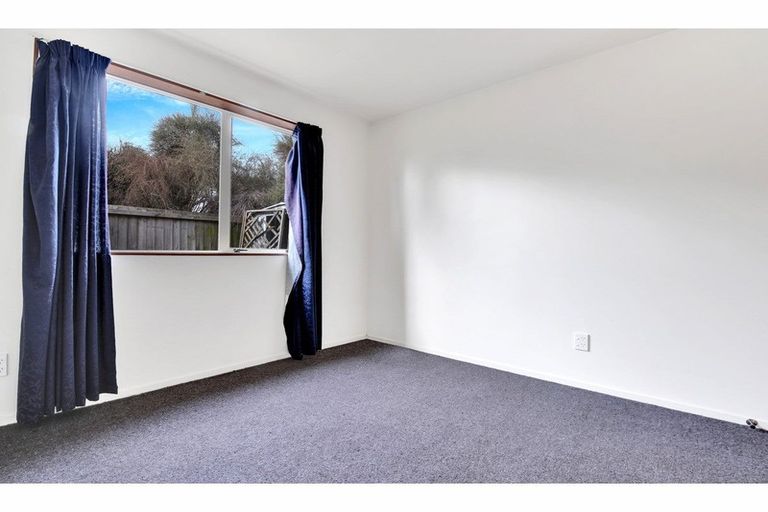 Photo of property in 23 Seascape Gardens, Bromley, Christchurch, 8062