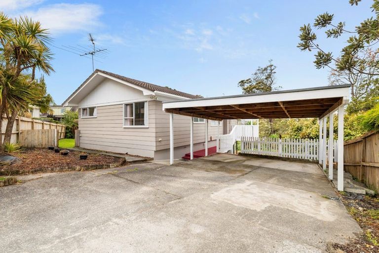 Photo of property in 7 Talmar Place, Massey, Auckland, 0614