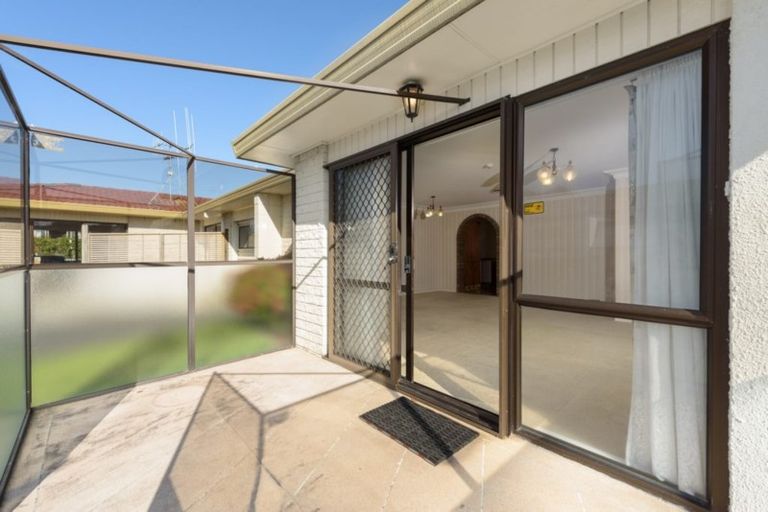 Photo of property in 9b Tutchen Street, Tauranga, 3110