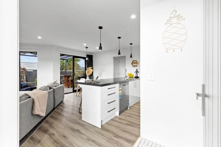 Photo of property in 8a Shetland Place, Westbrook, Palmerston North, 4412