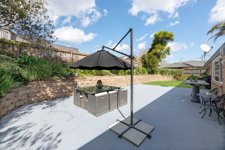 Photo of property in 3 Semillon Avenue, Henderson, Auckland, 0612