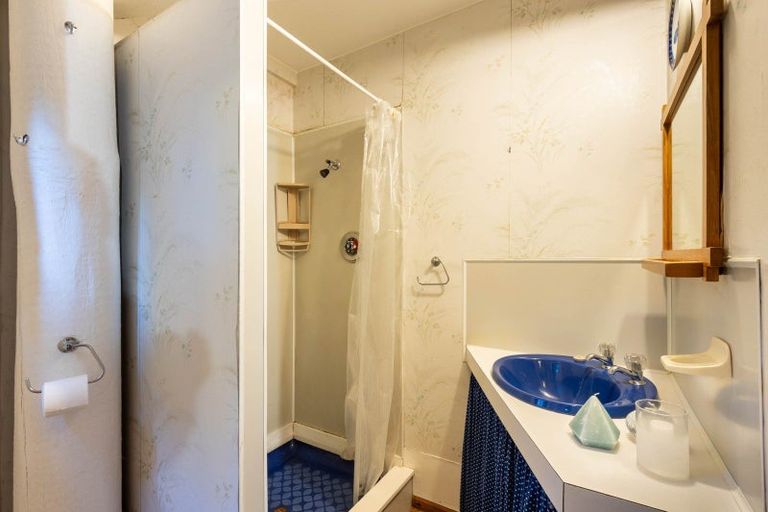 Photo of property in 60 Leinster Avenue, Raumati South, Paraparaumu, 5032