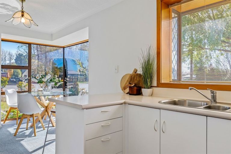 Photo of property in 2 Pentland Drive, Belfast, Christchurch, 8051