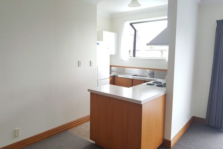 Photo of property in 2/10 Waitui Crescent, Waiwhetu, Lower Hutt, 5010