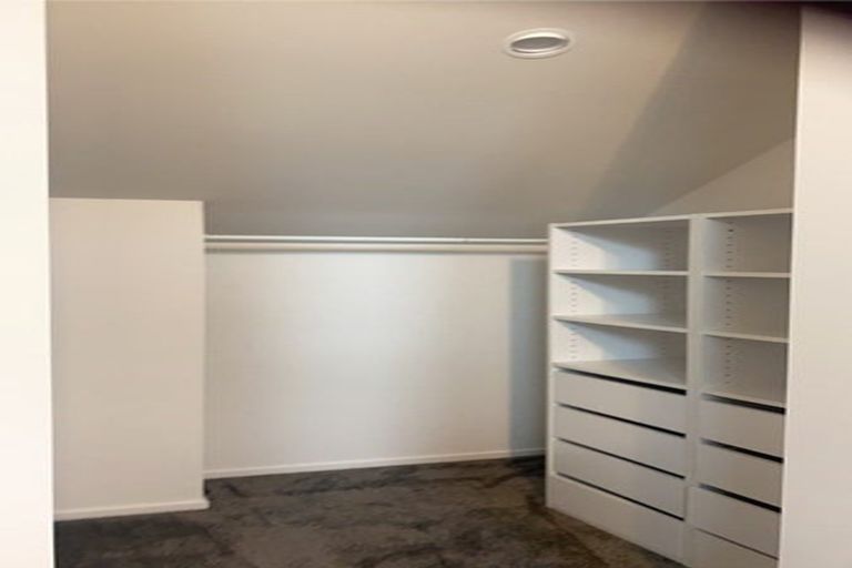 Photo of property in 7 Wha Street, Lyall Bay, Wellington, 6022