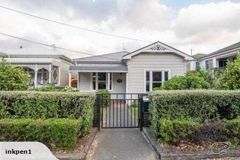 Photo of property in 31 Ventnor Street, Seatoun, Wellington, 6022