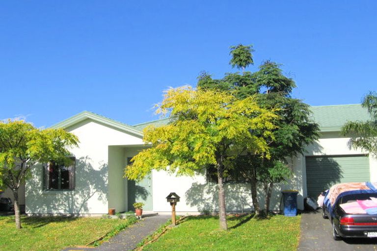 Photo of property in 7 Neta Grove, Henderson, Auckland, 0612