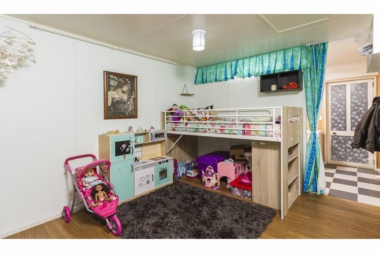 Photo of property in 24 Rintoul Place, Brightwater, 7022