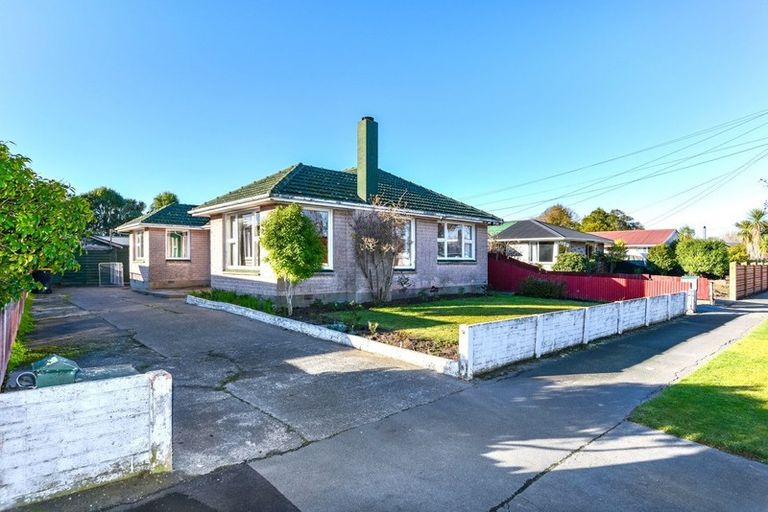 Photo of property in 30 Reynolds Avenue, Bishopdale, Christchurch, 8053
