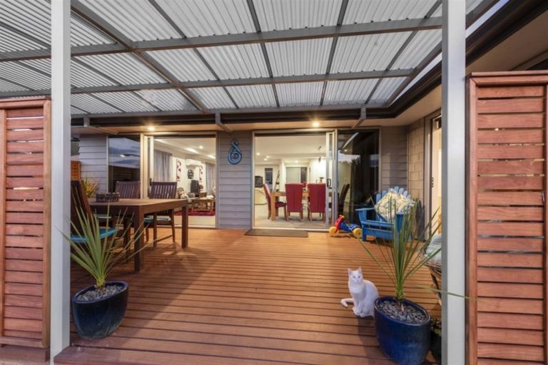 Photo of property in 2 Sharman Place, Pyes Pa, Tauranga, 3112