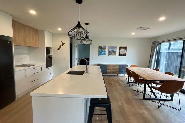 Photo of property in 8 Emeline Chapman Drive, Cracroft, Christchurch, 8022