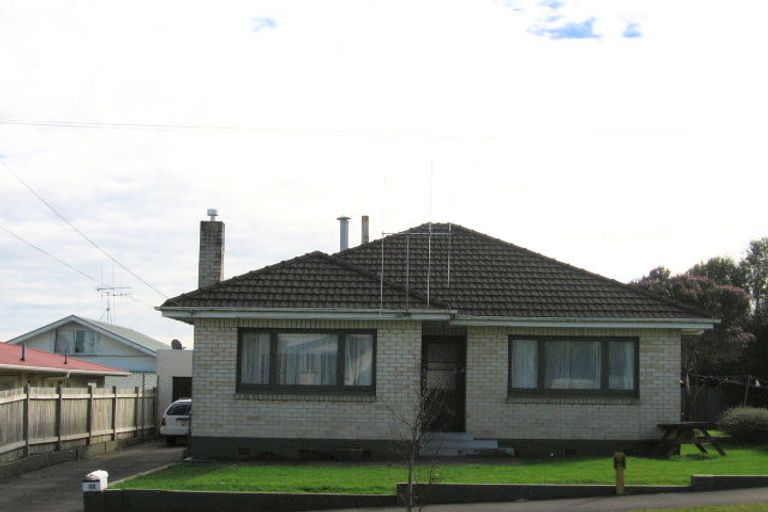 Photo of property in 12 Joffre Street, Frankton, Hamilton, 3204