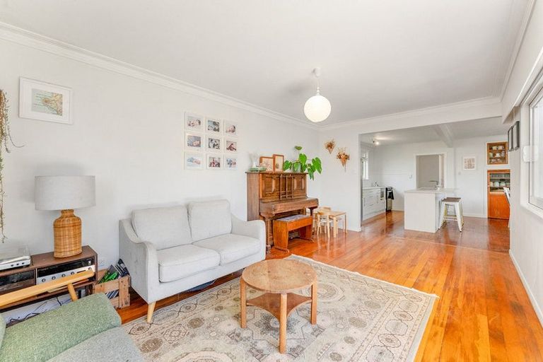 Photo of property in 41 Cumming Street, Okato, 4335