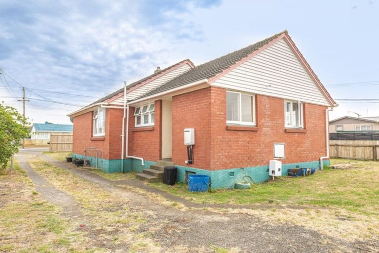 Photo of property in 157 Puriri Street, Castlecliff, Whanganui, 4501