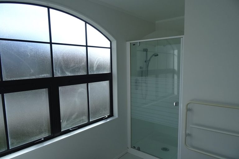 Photo of property in 1 Norwood Place, Johnsonville, Wellington, 6037