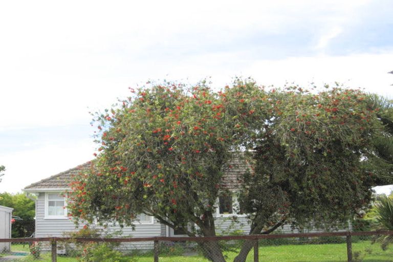 Photo of property in 24 Glasgow Crescent, Kaiti, Gisborne, 4010