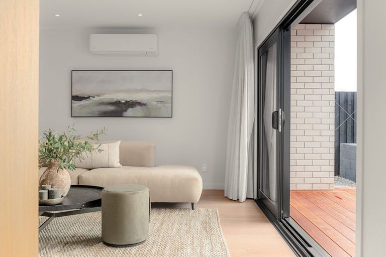 Photo of property in 33 Kauri Point Drive, Rototuna North, Hamilton, 3210