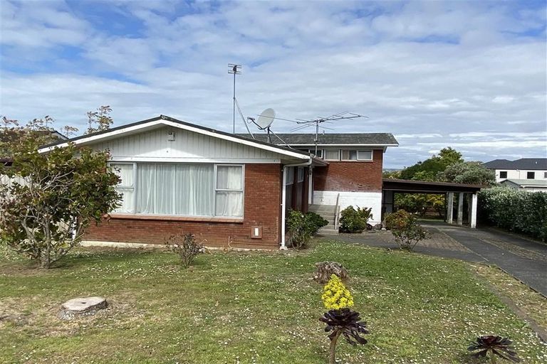 Photo of property in 3 The Crest, Sunnyhills, Auckland, 2010