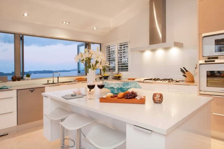 Photo of property in 37 Russell Heights, Russell, 0202