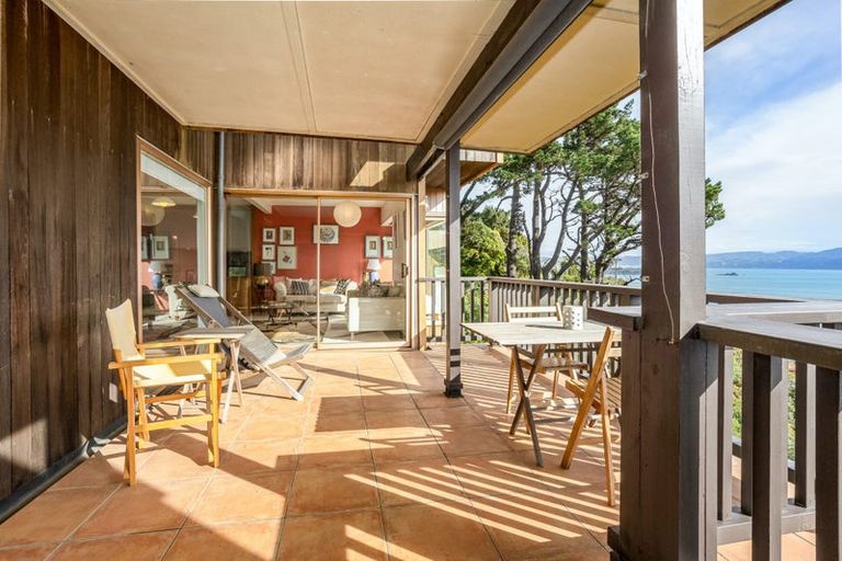 Photo of property in 35b Nikau Road, Point Howard, Lower Hutt, 5013