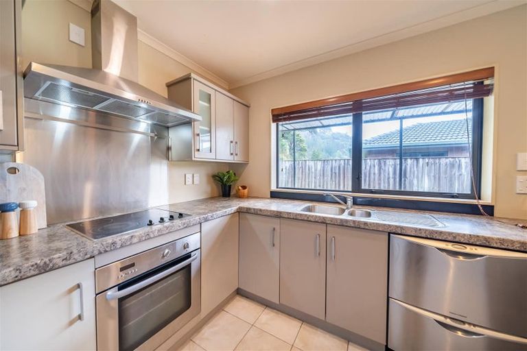 Photo of property in 29 Evergreen Crescent, Trentham, Upper Hutt, 5018