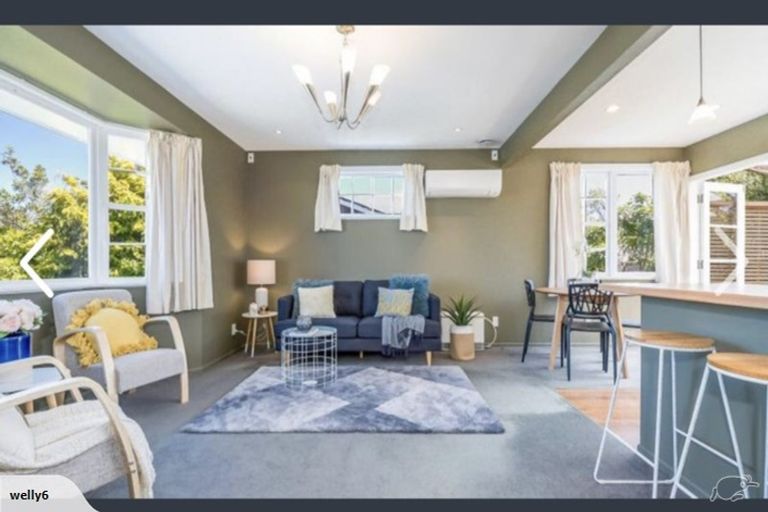 Photo of property in 9 Laburnum Grove, Maungaraki, Lower Hutt, 5010