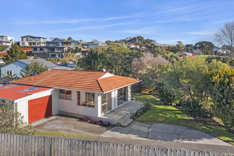 Photo of property in 1 Sunshine Rise, Raglan, 3225
