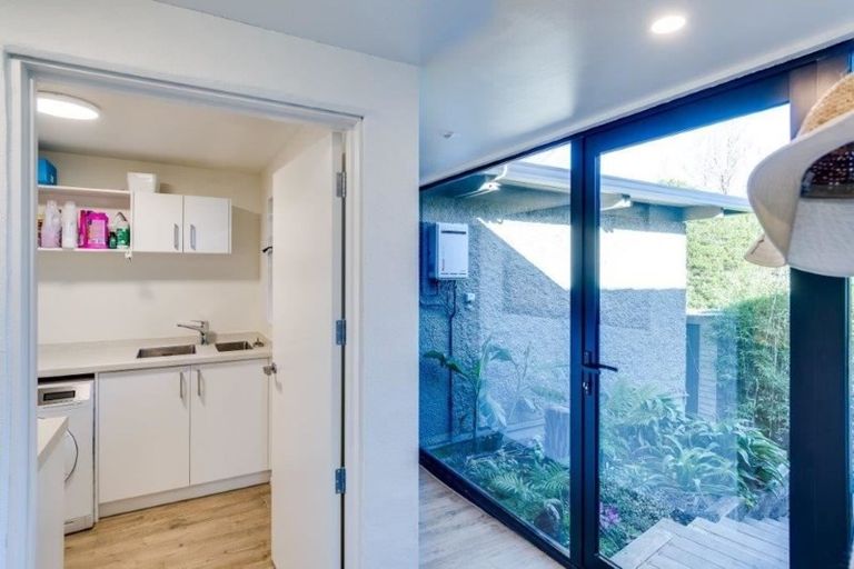 Photo of property in 194 Durham Drive, Havelock North, 4130