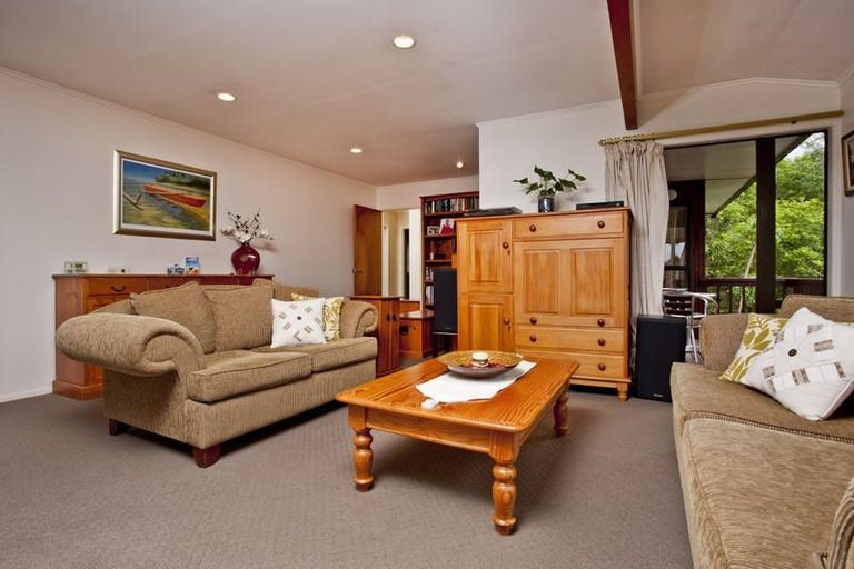 Photo of property in 20 Trelawny Place, Hillcrest, Auckland, 0627