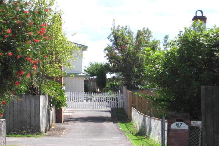 Photo of property in 67 Hutchinson Avenue, New Lynn, Auckland, 0600