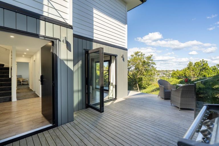 Photo of property in 11 Coventry Way, Long Bay, Auckland, 0630