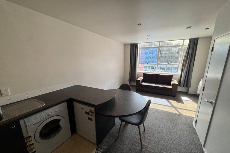 Photo of property in Hume House, 21/152 The Terrace, Wellington Central, Wellington, 6011