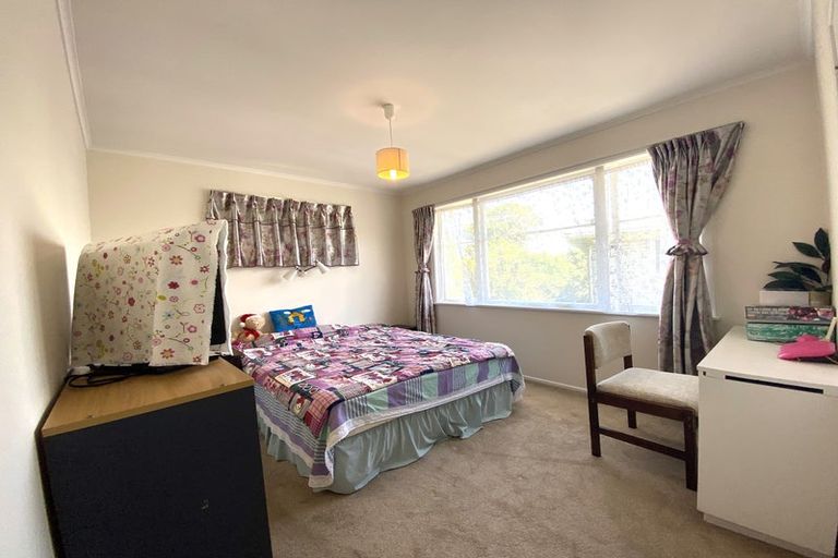 Photo of property in 18 Kelkirk Street, Kelston, Auckland, 0602
