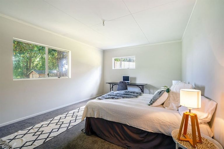 Photo of property in 2/35a Rangatira Road, Beach Haven, Auckland, 0626