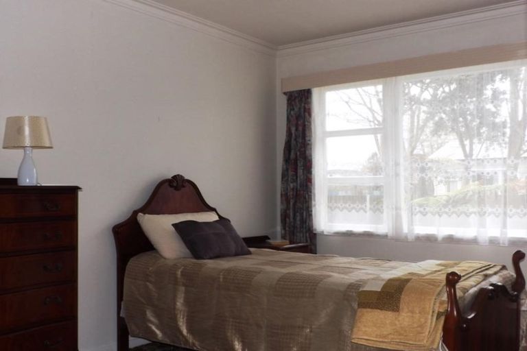 Photo of property in 44 Winchester Street, Levin, 5510