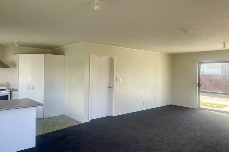 Photo of property in 711-713 Charles Street, Raureka, Hastings, 4120