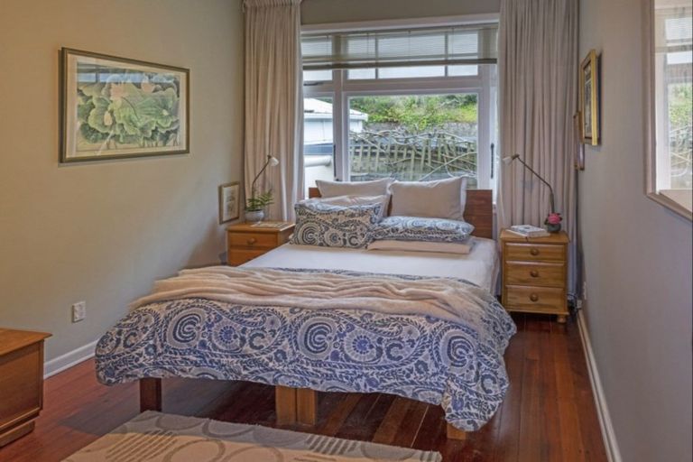 Photo of property in 19 Grant Road, Thorndon, Wellington, 6011