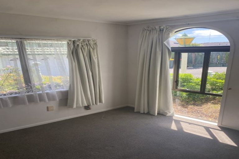 Photo of property in 68 Bramley Drive, Farm Cove, Auckland, 2012