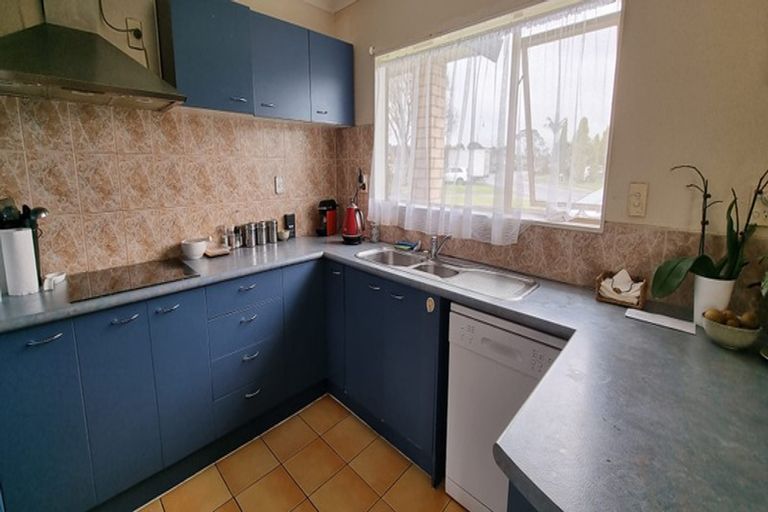 Photo of property in 165 Pine Valley Road, Dairy Flat, Silverdale, 0992