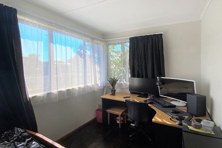 Photo of property in 14 Collett Street, Dannevirke, 4930