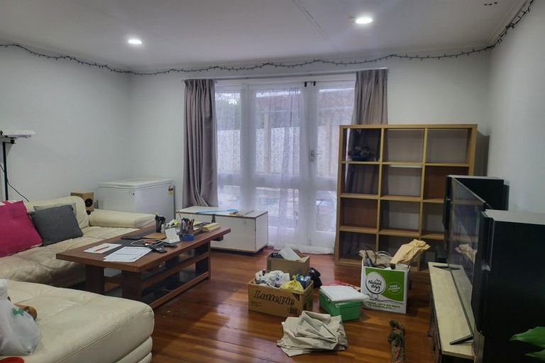 Photo of property in 97 Hetherington Road, Ranui, Auckland, 0612