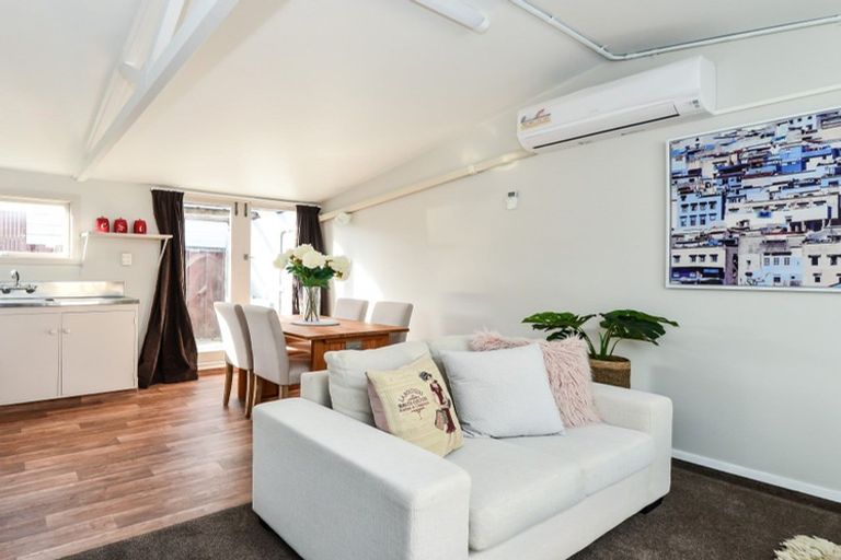 Photo of property in 217 Fox Street, Hamilton East, Hamilton, 3216