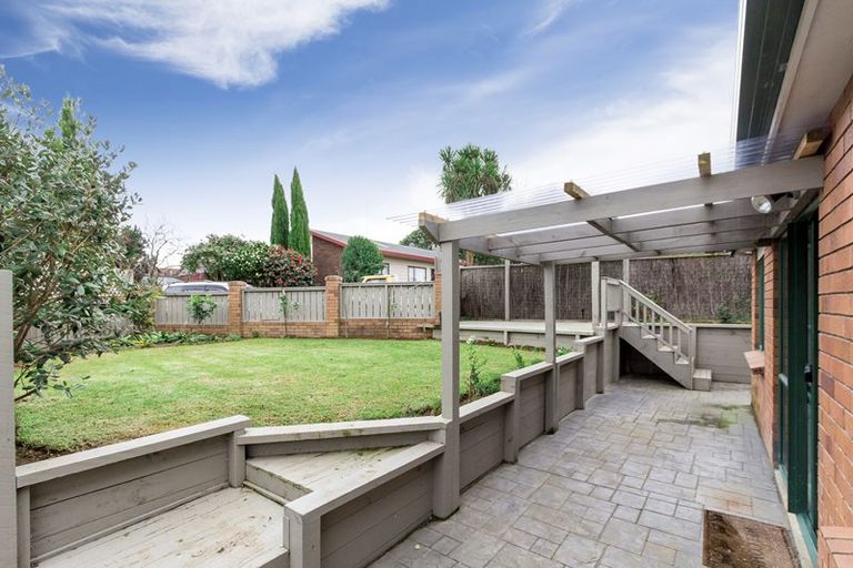 Photo of property in 1/9 Barcroft Place, Clendon Park, Auckland, 2103