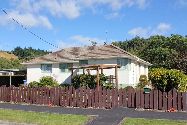Photo of property in 12 Taward Street, Oamaru North, Oamaru, 9400