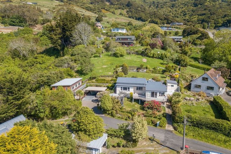 Photo of property in 10 Hawk Lane, Saint Leonards, Dunedin, 9022