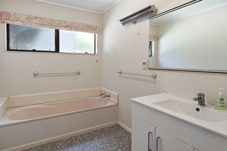 Photo of property in 129a Bruce Wallace Place, Whangamata, 3620